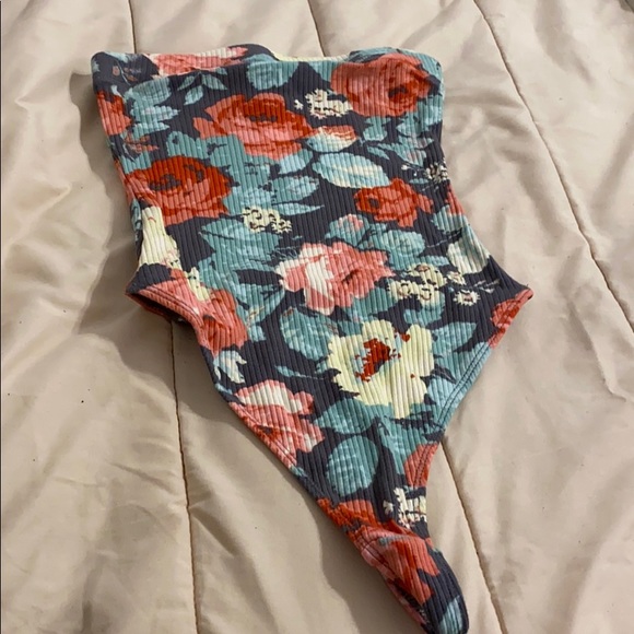 Bodysuit - Picture 2 of 3